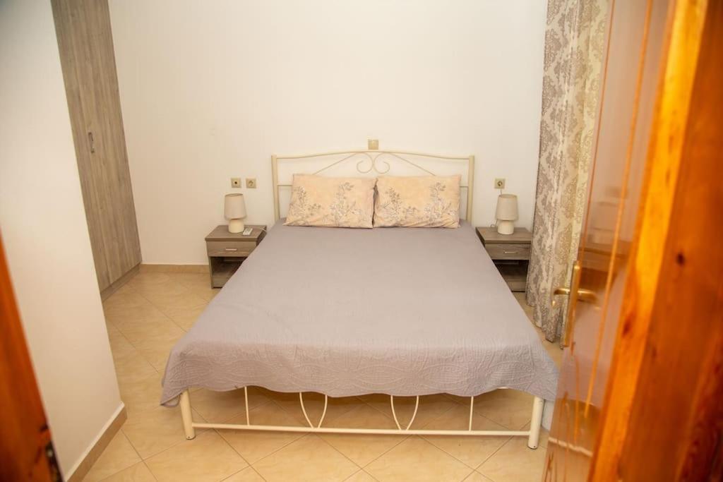 Apartamento Εξοχη Και Θαλασσα Makrýgialos Exterior foto