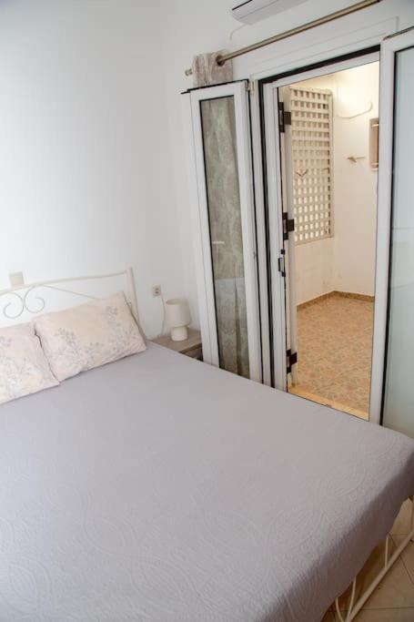 Apartamento Εξοχη Και Θαλασσα Makrýgialos Exterior foto